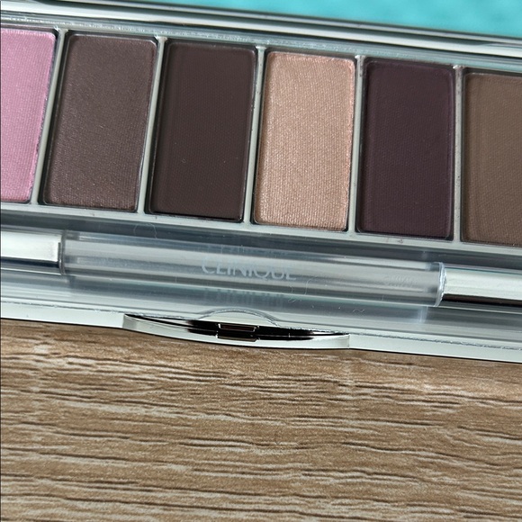 Clinique the best of black honey Eyeshadow Palette - Picture 2 of 4